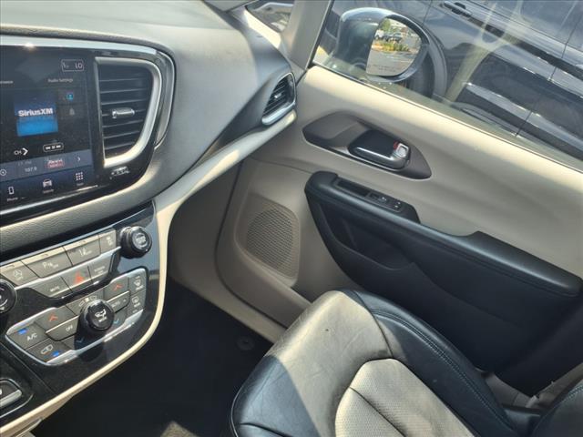 2021 Chrysler Pacifica Touring L