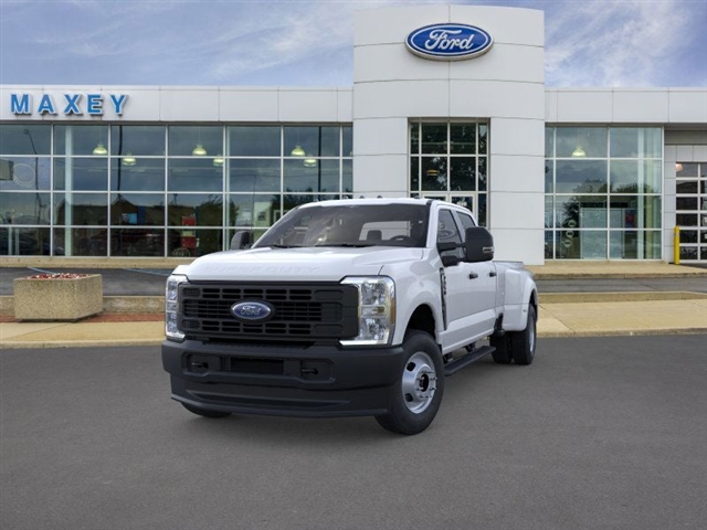 2025 Ford F-350 Super Duty XL