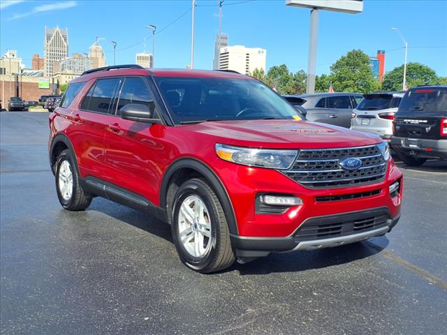2023 Ford Explorer XLT