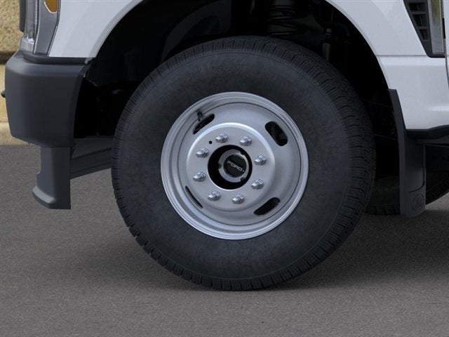 2025 Ford F-350 Super Duty XL