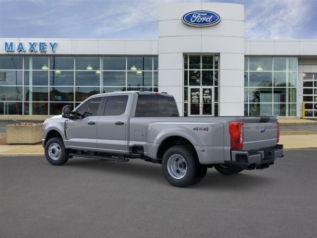 2025 Ford F-350 Super Duty XLT