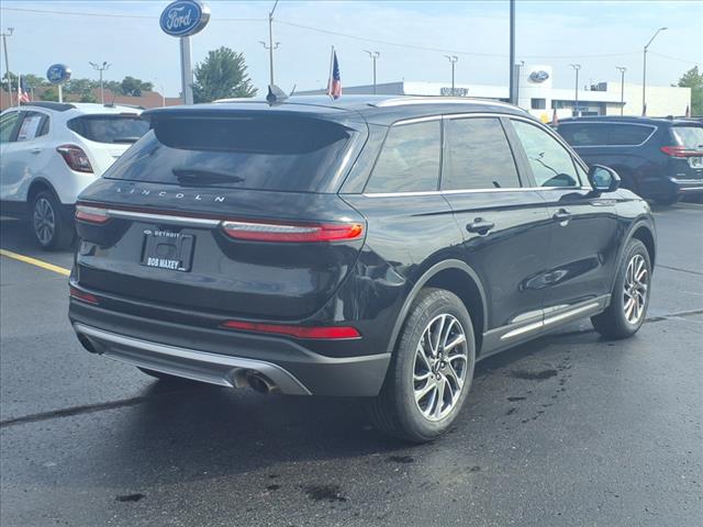 2022 Lincoln Corsair Standard