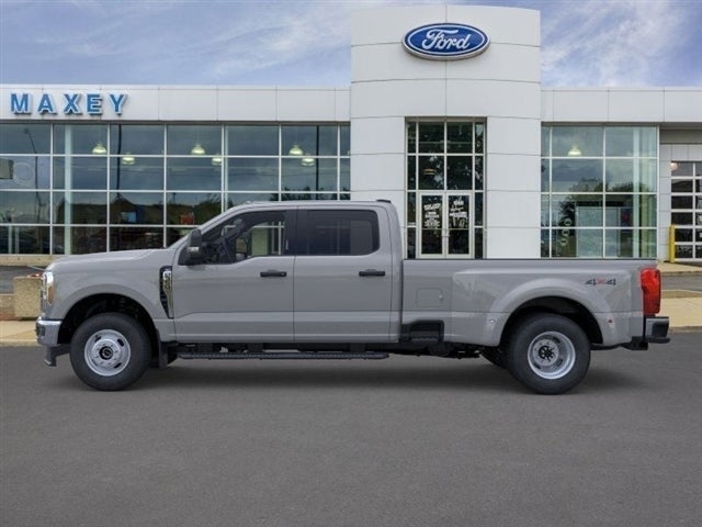 2025 Ford F-350 Super Duty XLT