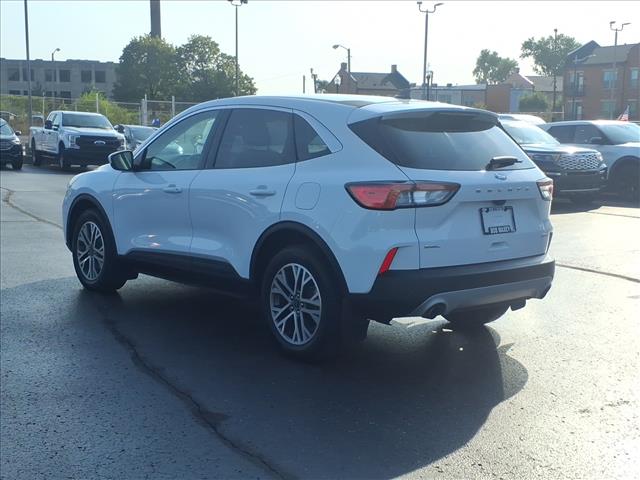 2022 Ford Escape Hybrid SEL