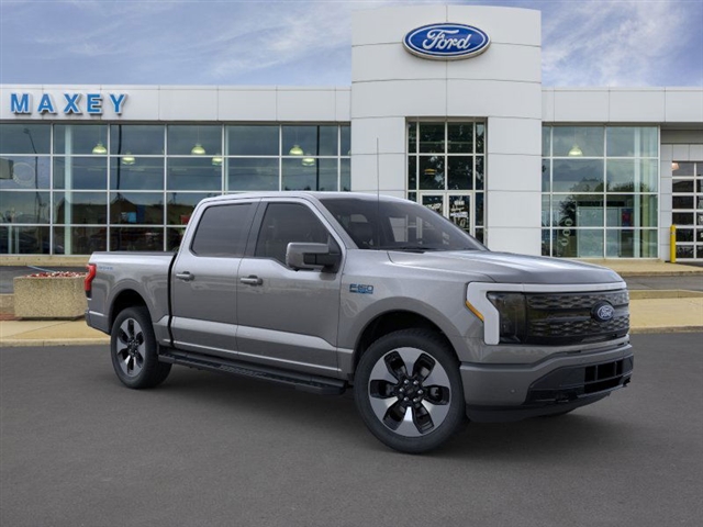 2025 Ford F-150 Lightning Platinum