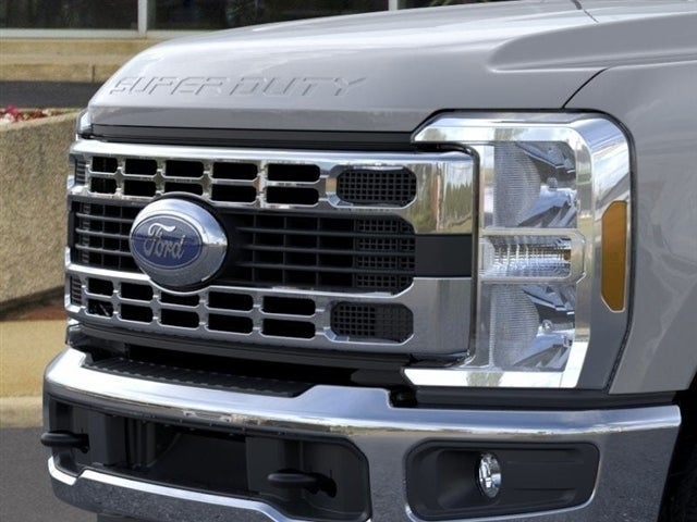 2025 Ford F-350 Super Duty XLT