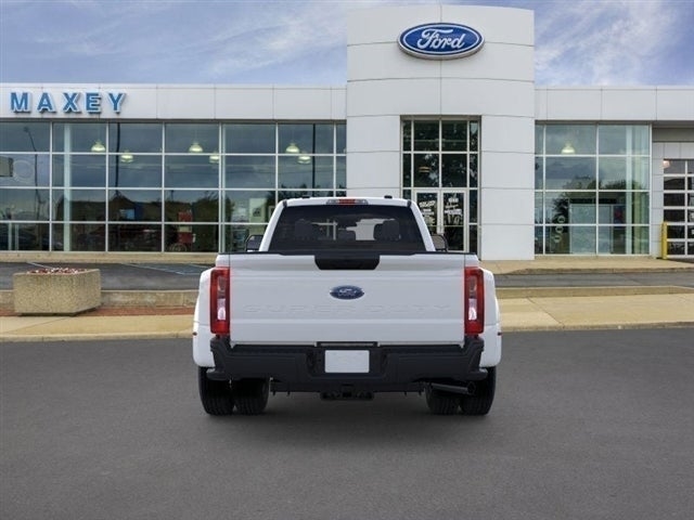 2025 Ford F-350 Super Duty XL