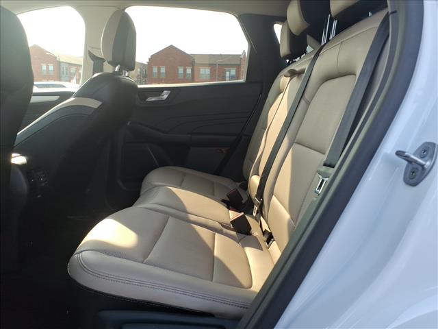 2022 Ford Escape Hybrid SEL
