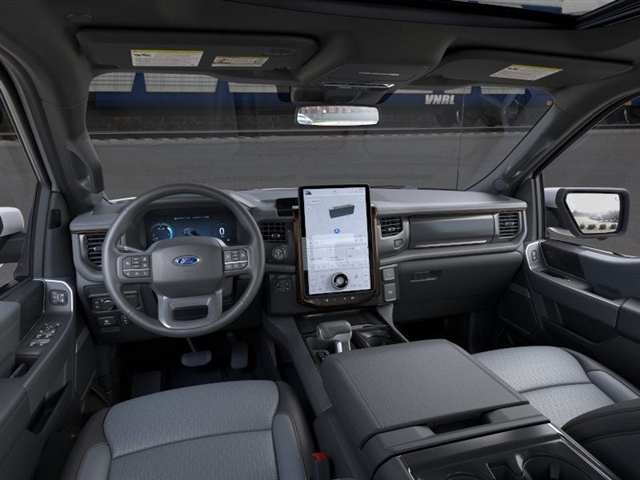 2025 Ford F-150 Lightning Lariat