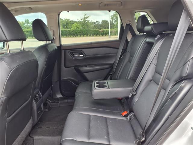 2022 Nissan Rogue SV FWD