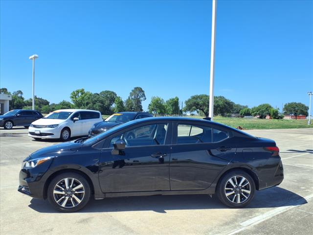 2022 Nissan Versa 