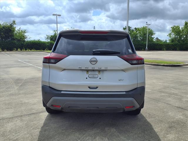 2022 Nissan Rogue SV FWD