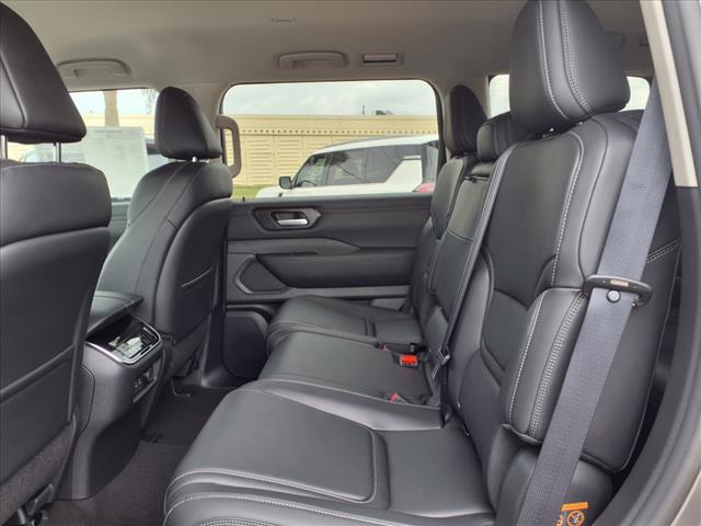 2025 Nissan Armada SV