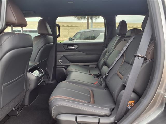 2025 Nissan Armada SL