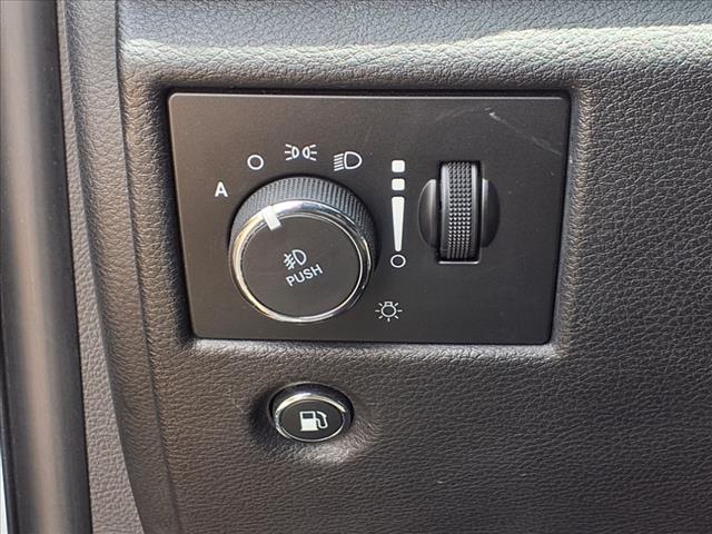 2018 Jeep Grand Cherokee LAREDO 2WD