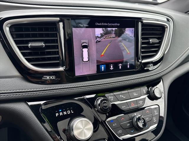 2020 Chrysler Pacifica Hybrid Limited Red S