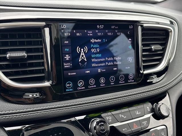 2020 Chrysler Pacifica Hybrid Limited Red S