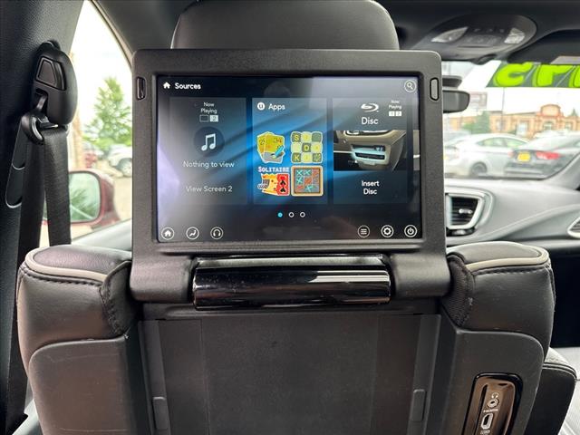 2020 Chrysler Pacifica Hybrid Limited Red S
