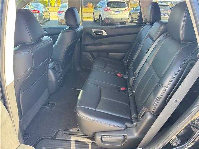 2019 Nissan Pathfinder SL