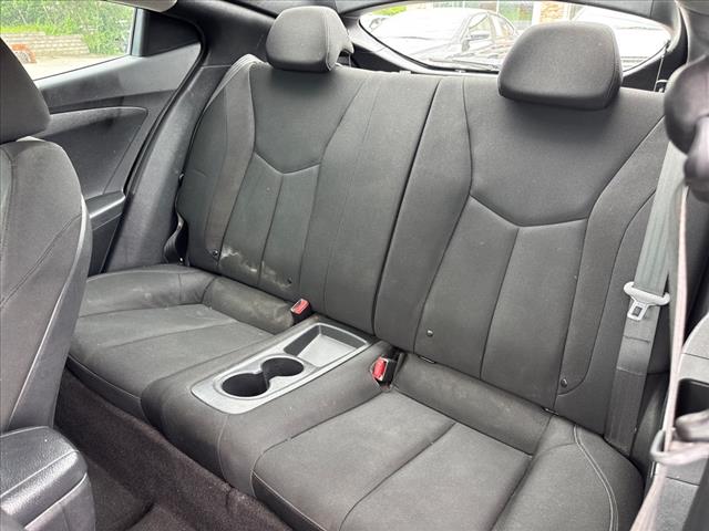 2015 Hyundai VELOSTER Base