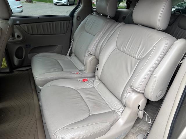 2007 Toyota Sienna XLE Limited 7-Passenger