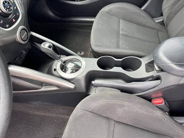 2015 Hyundai VELOSTER Base