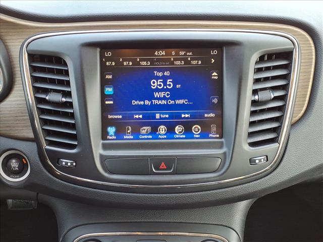 2015 Chrysler 200 C