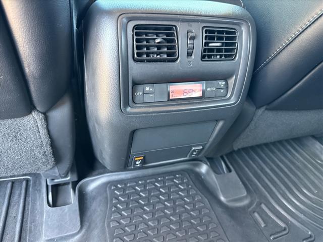 2014 Nissan Pathfinder SL