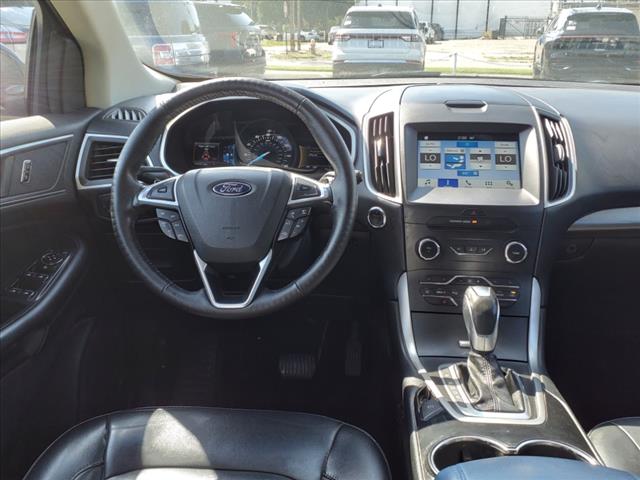 2016 Ford Edge SEL 10