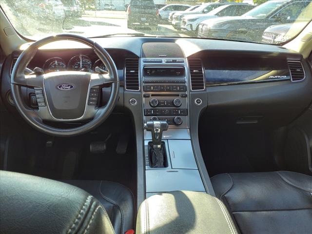 2010 Ford Taurus Limited 11