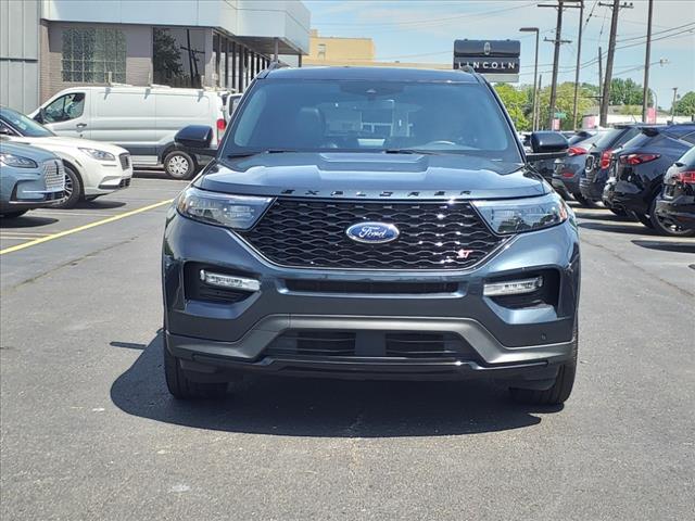 2022 Ford Explorer ST 2