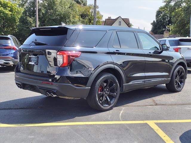 2021 Ford Explorer ST 4