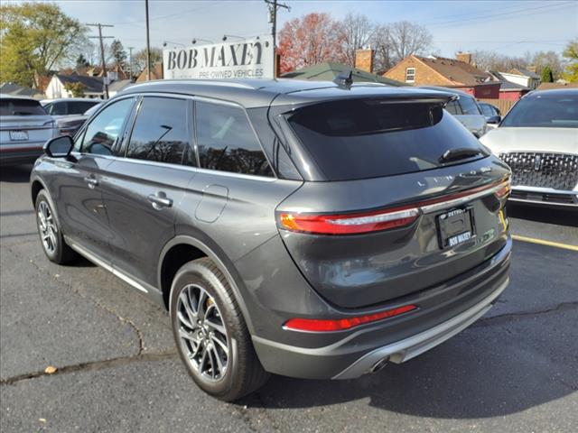 2020 Lincoln Corsair Standard 6