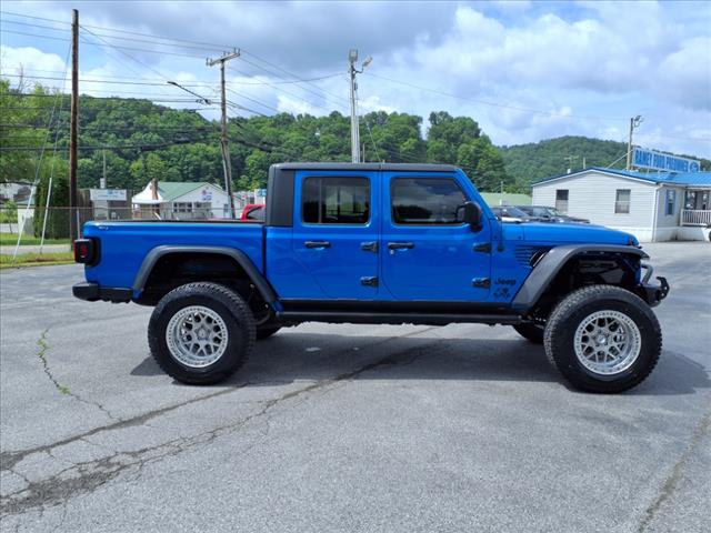 2020 Jeep Gladiator Sport
