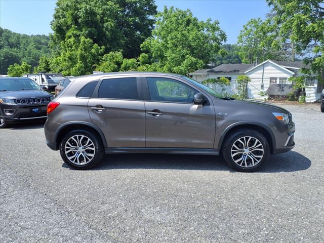 2017 Mitsubishi Outlander Sport 2.0 ES