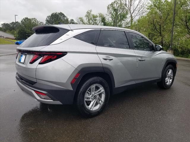2025 Hyundai TUCSON SE