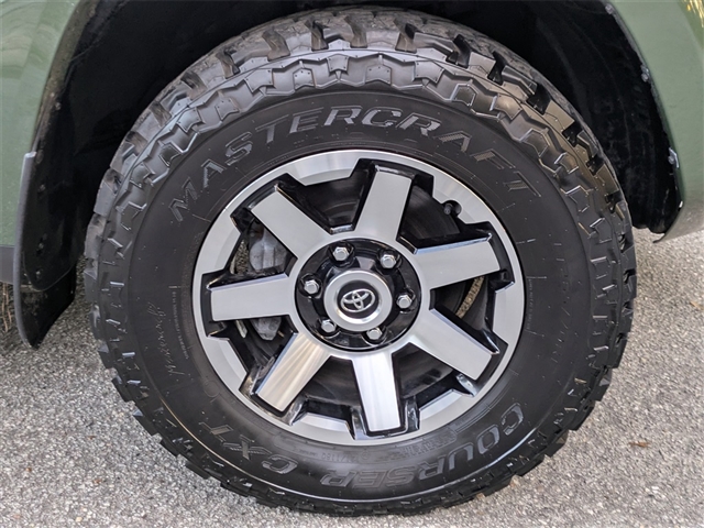 2022 Toyota 4Runner TRD Off-Road