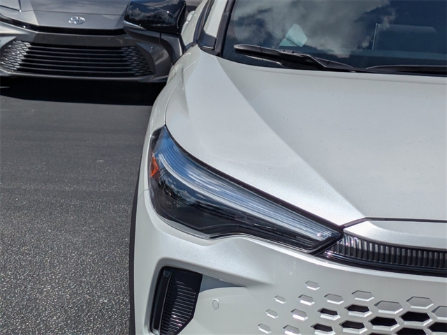 2026 Toyota Corolla Cross Hybrid XSE