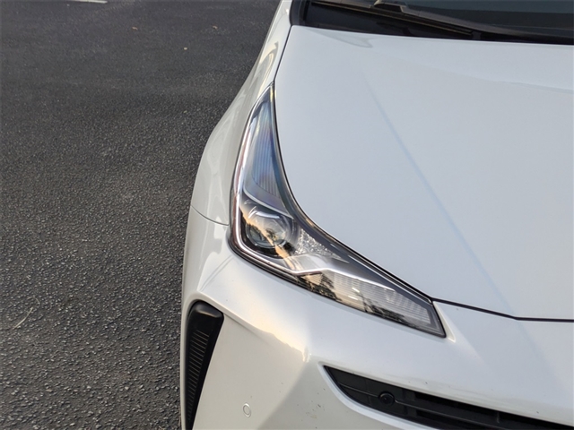 2022 Toyota Prius LE