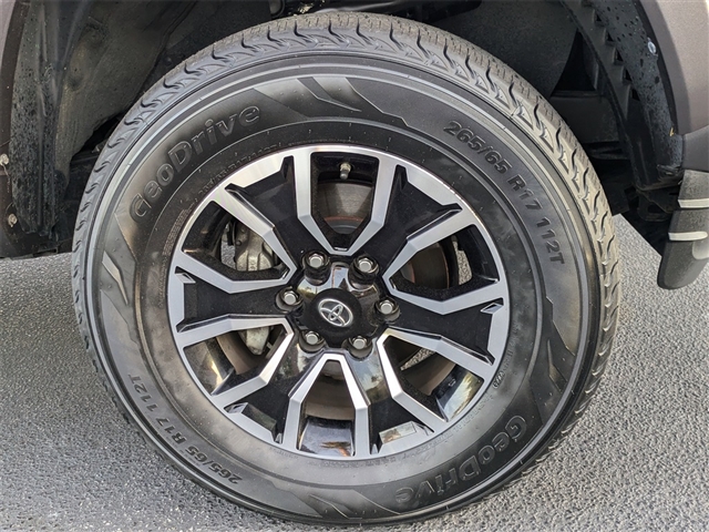 2020 Toyota Tacoma TRD Sport