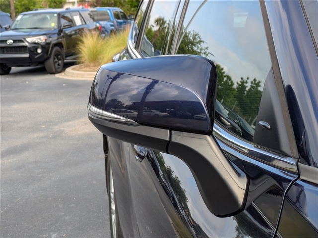 2021 Toyota Highlander L