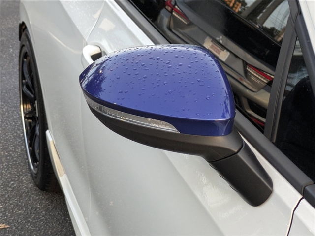 2023 Volkswagen Golf R 20th Anniversary Edition