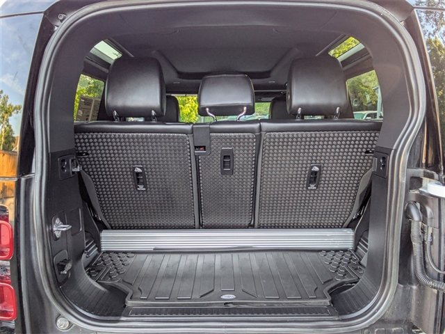 2023 Land Rover Defender 90 X-Dynamic SE
