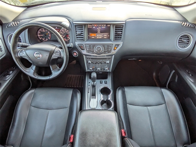 2020 Nissan Pathfinder SL
