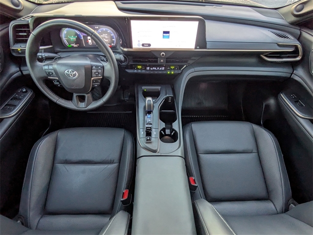 2023 Toyota Crown Platinum