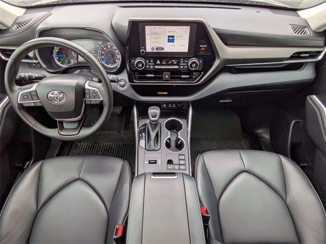 2023 Toyota Highlander Hybrid XLE