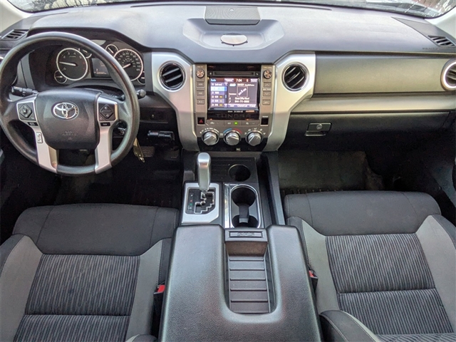 2017 Toyota Tundra SR5