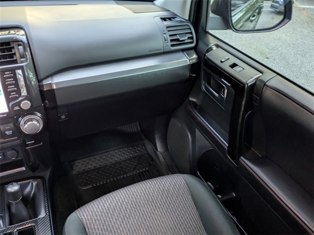 2022 Toyota 4Runner TRD Off-Road