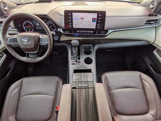 2024 Toyota Sienna Platinum 7-Passenger
