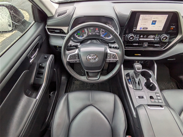 2023 Toyota Highlander Hybrid XLE